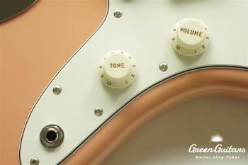 2021 Collection Made in Japan Hybrid II Jazzmaster - Flamingo Pink